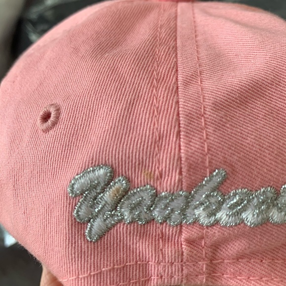 Hat - Picture 5 of 6